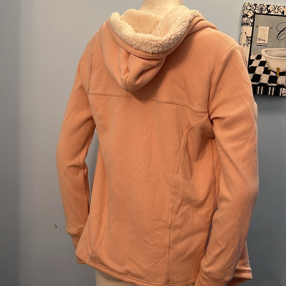 Hollister California wrap coat- very comfortable- like new- size small